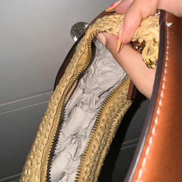 SOLD OFF PM ❤️ NWT H&M Straw Crossbody/Top Handle Bag - Picture 2 of 3